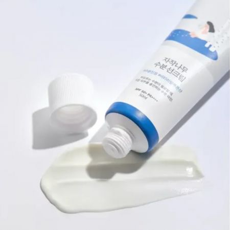 Round Lab lehký, hydratační ochranný krém na obličej s SPF50+ PA++++ Birch Juice Moisturizing Sun Cream, 50ml