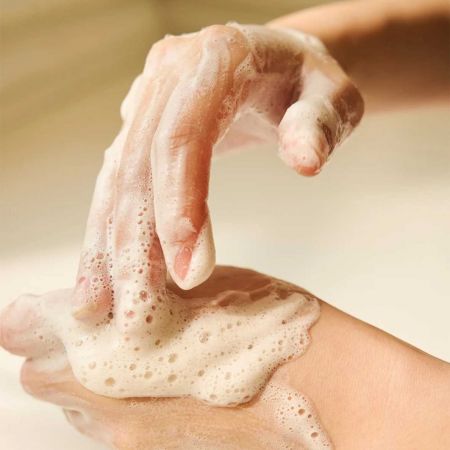 Skin1004 čistící pleťová pěna s extraktem z Centella Asiatica, Madagascar Centella Ampoule Foam, 125ml 