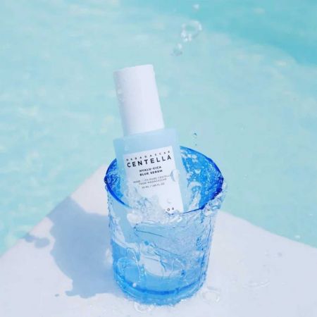 Skin1004 hydratační pleťové sérum s Centella Asiatica a kyselinou hyaluronovou, Hyalu-Cica Blue Serum, 50ml