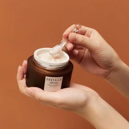 Skin1004 regenerační pleťový krém s probiotiky Madagascar Centella Probio-Cica Enrich Cream, 50ml