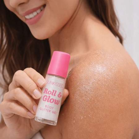 Sunkissed třpytky na tělo v gelovém Roll On, Roll & Glow Body Glitter Gel, 30ml