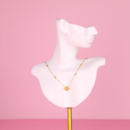 Náhrdelník s čtyřlístkem a kamínky Stainless Steel - zlatý