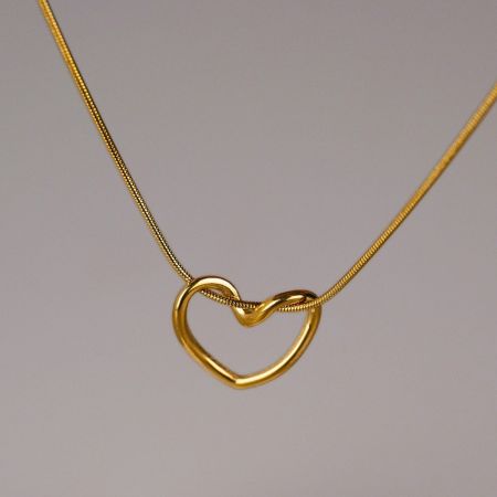 Náhrdelník se srdíčkem Stainless Steel - zlatý
