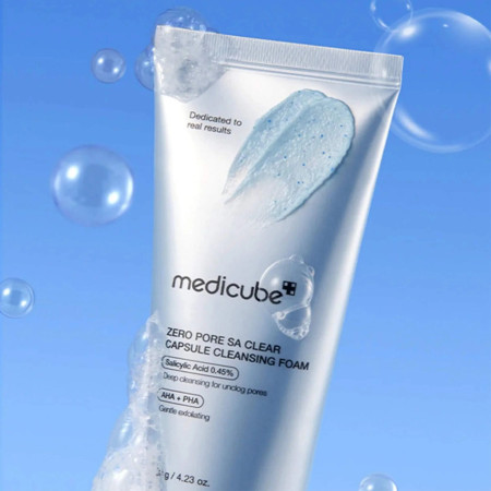 Medicube hloubkově čisticí odličovací pěna, Zero Pore Clearing Capsule Cleansing Foam, 120g